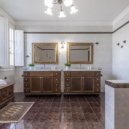 Villa Petrone - Luxury Tra Bologna E Modena - Wi-fi, Biliardo, Jacuzzi E Piscina *