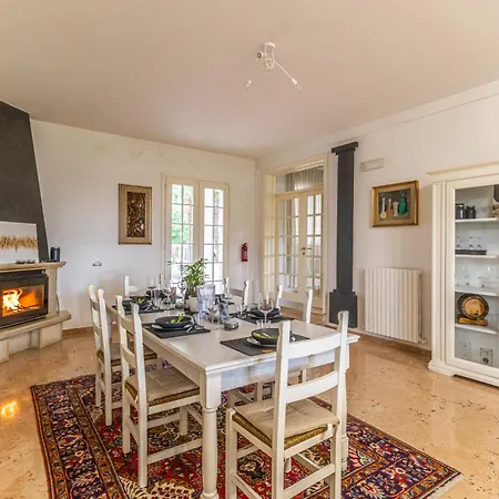 Petrone - Luxury Tra Bologna E Modena - Wi-fi, Biliardo, Jacuzzi Privata Nonantola