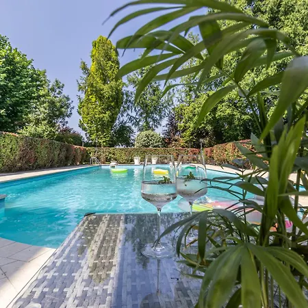 Petrone - Luxury Tra Bologna E Modena - Wi-fi, Biliardo, Jacuzzi E Piscina
