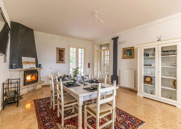 Petrone - Luxury Tra Bologna E Modena - Wi-fi, Biliardo, Jacuzzi Privata Nonantola