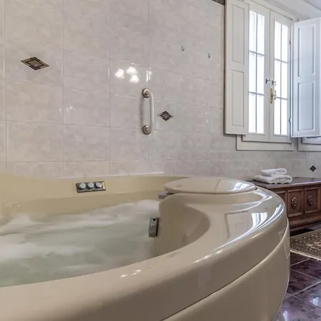 Petrone - Luxury Tra Bologna E Modena - Wi-fi, Biliardo, Jacuzzi E Piscina *