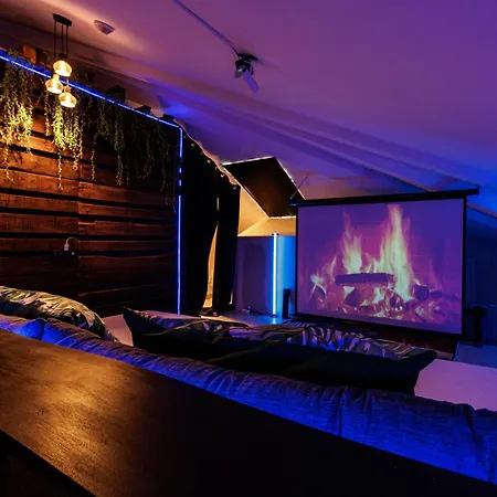 Petrone - Luxury Tra Bologna E Modena - Wi-fi, Biliardo, Jacuzzi Privata